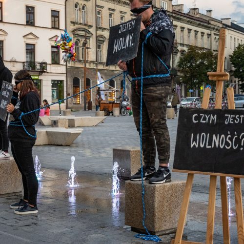 241644736_10160041995667856_5282074600757128967_n